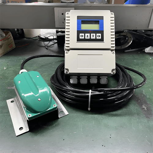 ACTPUFLM-250-4.png Ultrasonic Liquid Flow Meter with Area Velocity Method - Acoustic Testing Pro